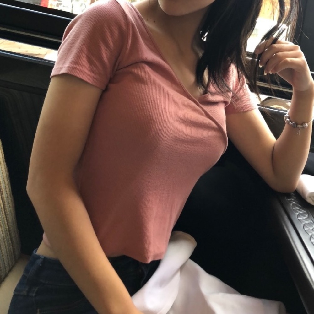 Pink Ribbed Crop Top - Picture 3 of 3